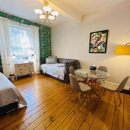 Old Town Centre Apartment 5 Mins To Edinburgh Castle Exterior foto